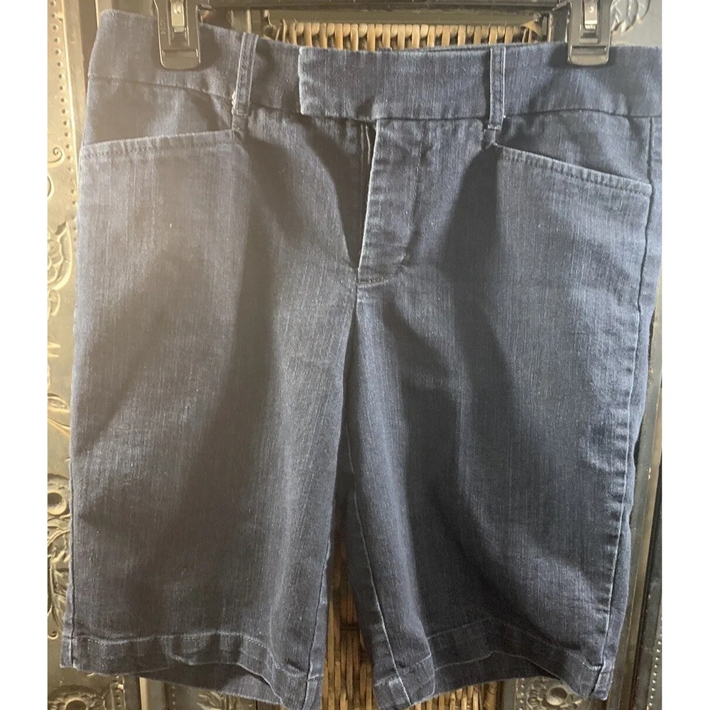 Dockers Womans  Size 4 Chino Shorts‎ Regular Fit Flat Front Navy 10" Inseam